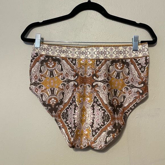 Alana Gunn Campbell High-Waisted Paisley Bottoms Size Medium - Picture 5 of 8